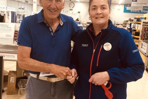 Chance Meeting At Tesco Led To Beverly Donating Funds To Deganwy Dash Cancer Charities In Memory Of Her Mother. 
